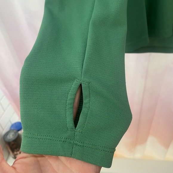 North Face hooded shirt - Picture 2 of 5